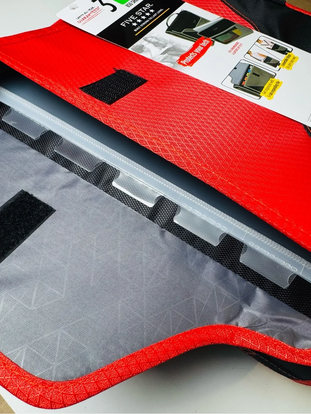 Five Star 3-Inch Zipper Binder – Red & Black – 850 Sheet Capacity
